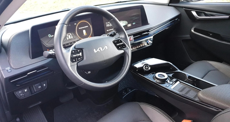 Kia EV6 cena 239900 przebieg: 11100, rok produkcji 2023 z Strzelin małe 379
